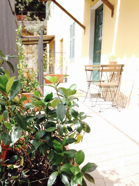 Sulla Via Delle Cinque Terre Hotel La Spezia Exterior foto